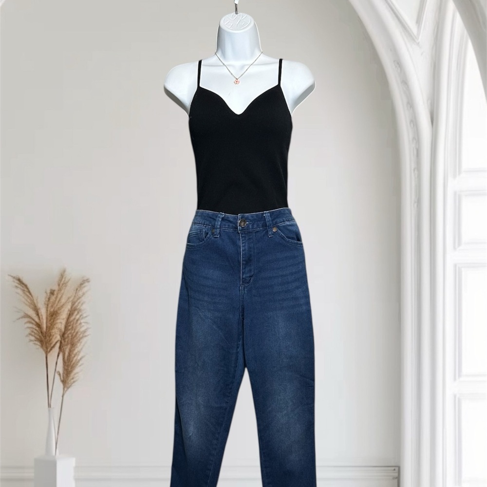 Seven7 Size 12 Dark Blue High Rise Skinny Stretch Denim Classic Fit Streetwear